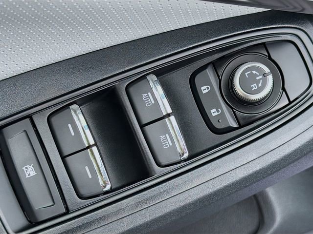 Used 2023 Subaru Crosstrek 2.5i Limited w/ Moonroof Package image 21