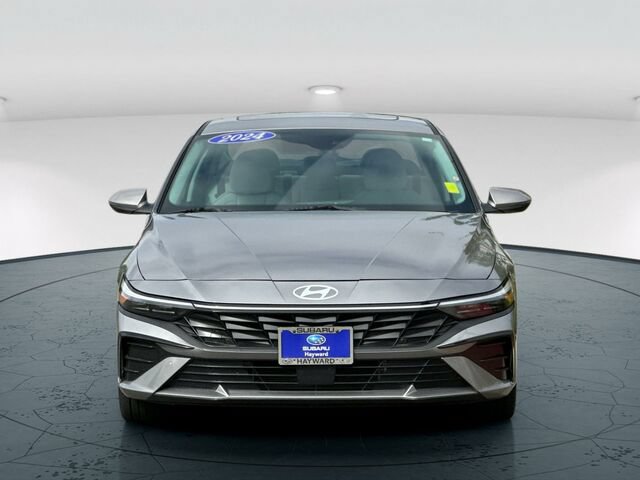 Used 2024 Hyundai Elantra Limited FWD image 9