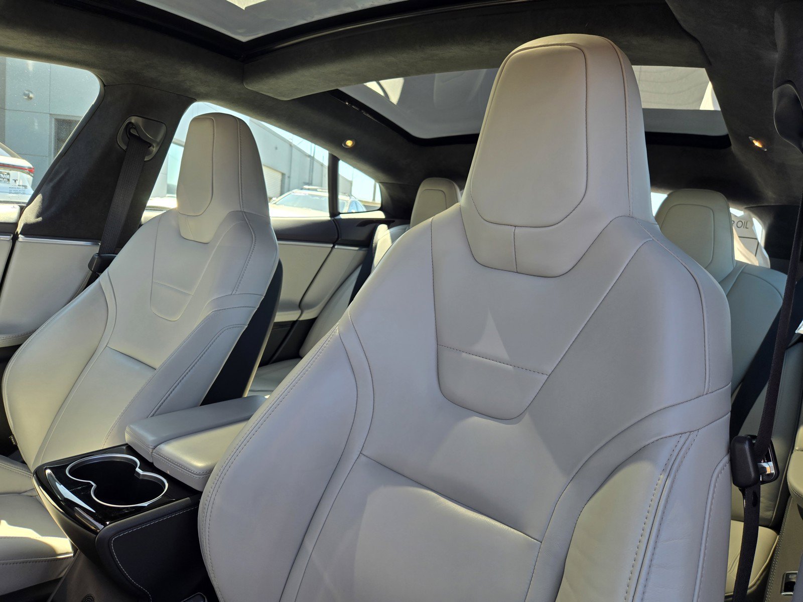 Used 2015 Tesla Model S AWD image 16