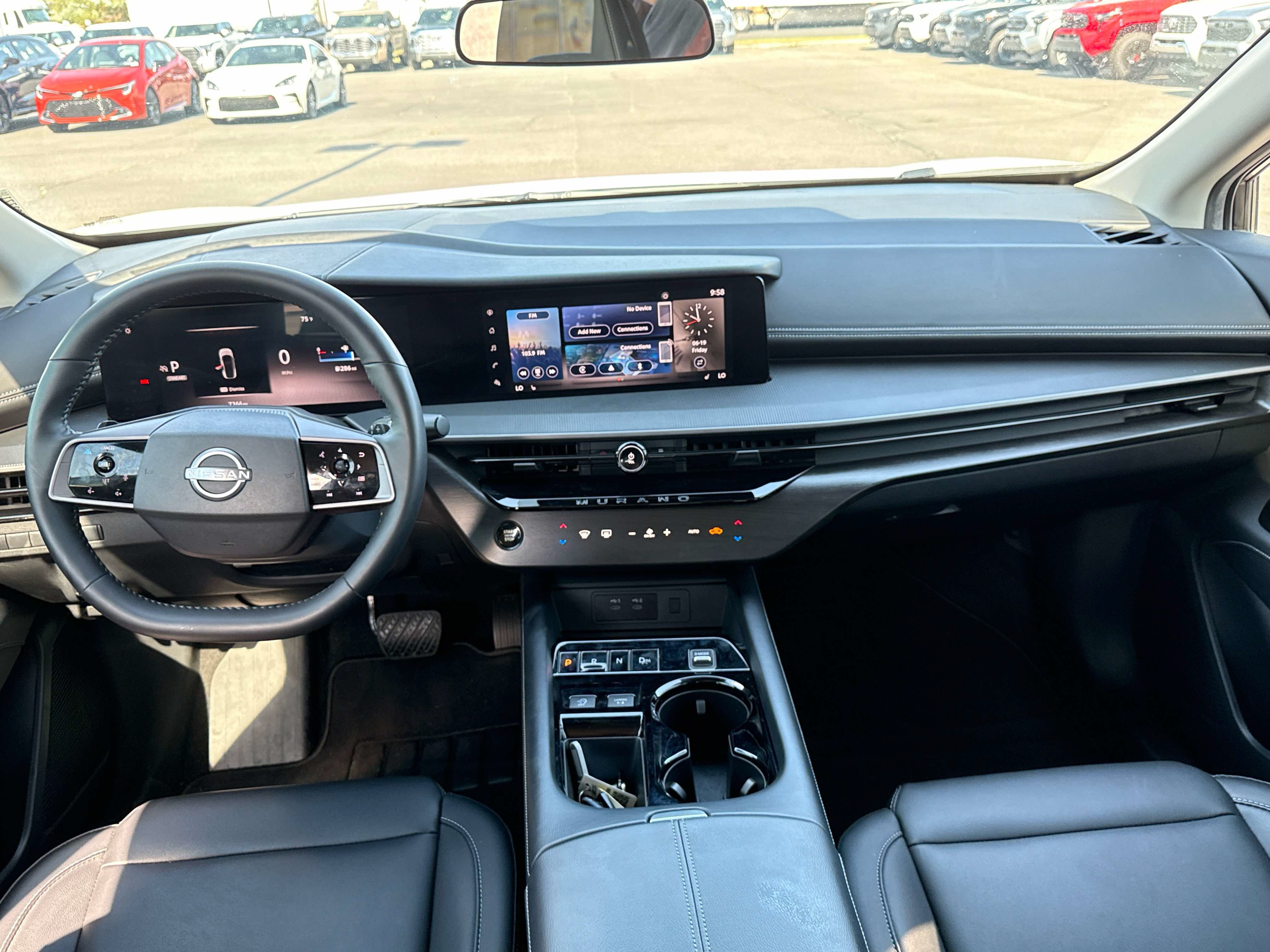 Used 2025 Nissan Murano SV AWD/4WD image 14