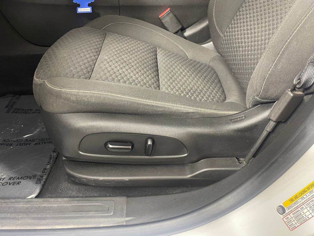 Used 2019 GMC Acadia SLE w/ Driver Alert Package I image 24