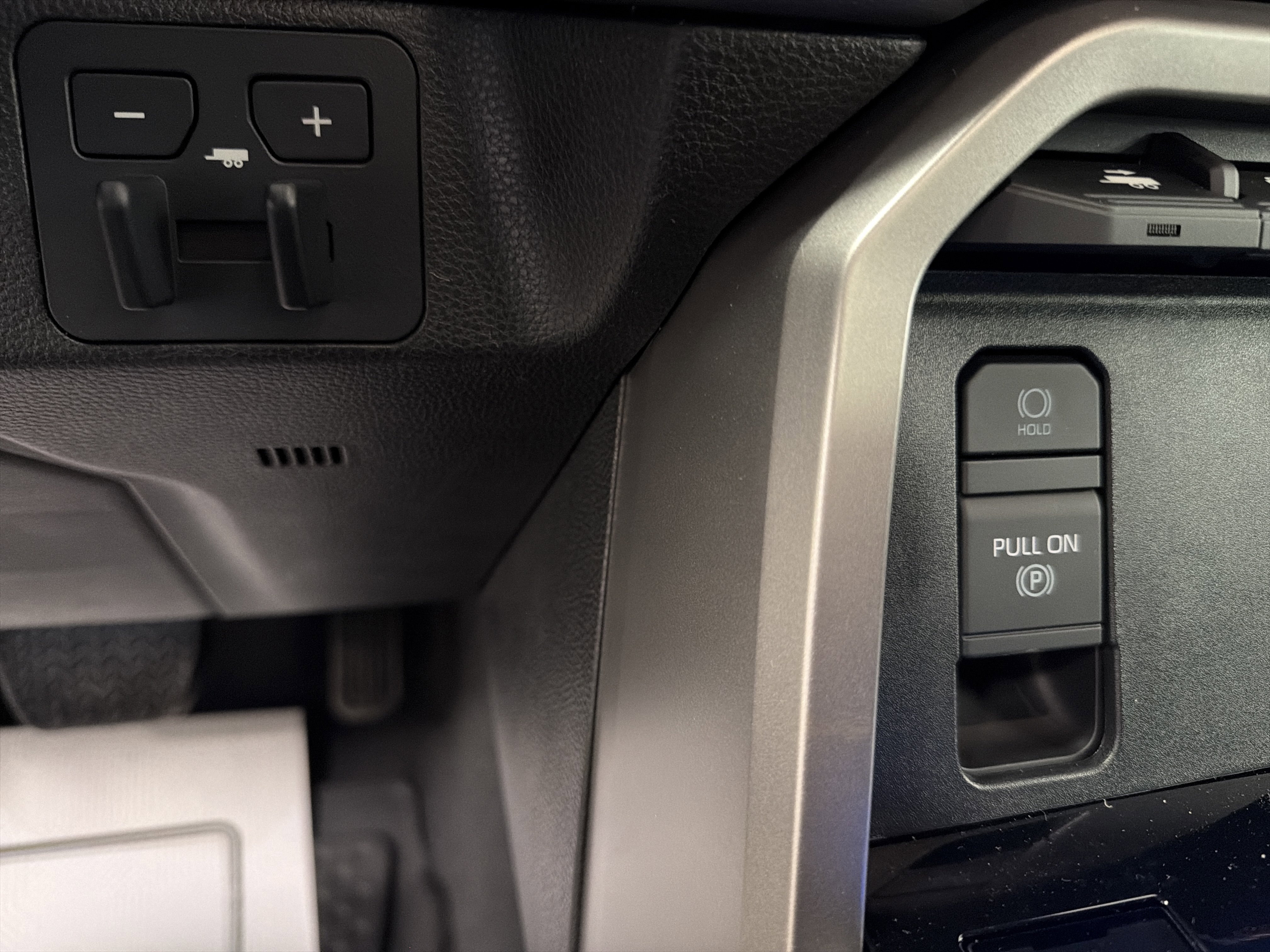 New 2026 Toyota Sequoia Platinum AWD/4WD image 30