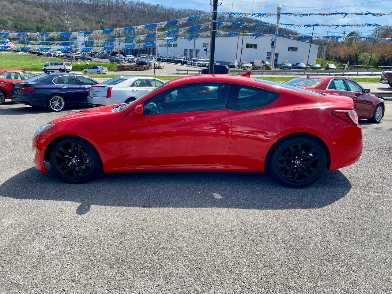 Used 2014 Hyundai Genesis 2.0T image 4