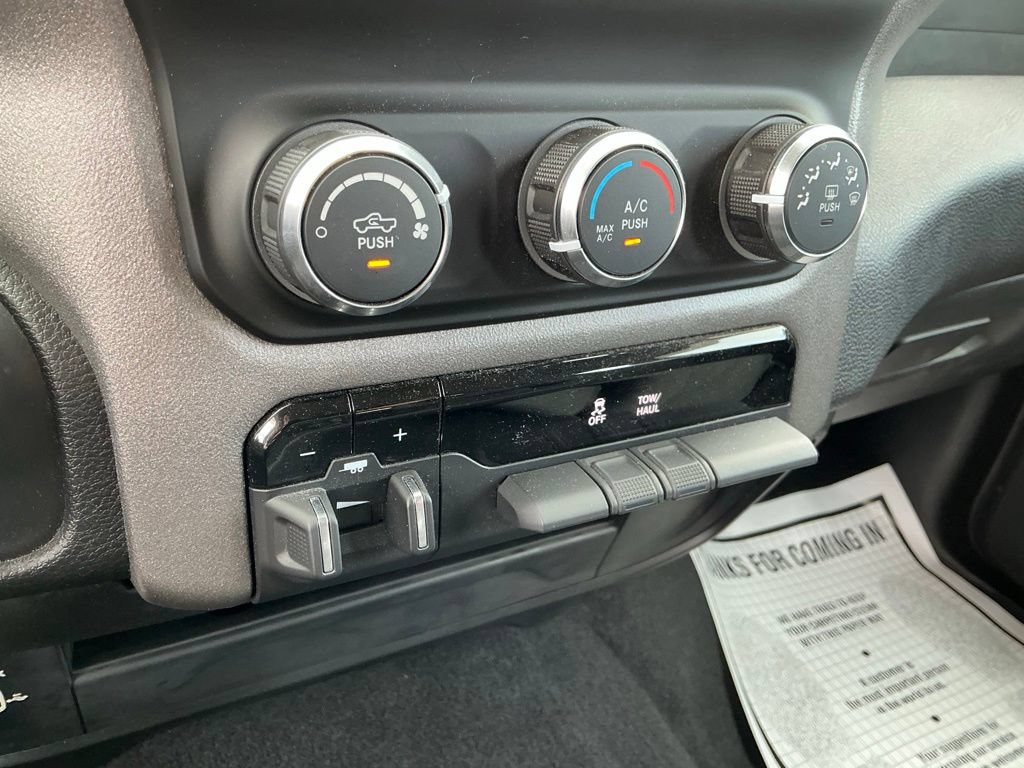 Used 2019 RAM 2500 Tradesman RWD image 38