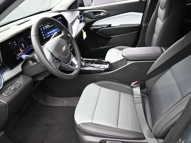 New 2026 Chevrolet Trax LT w/ Driver Confidence Package image 8