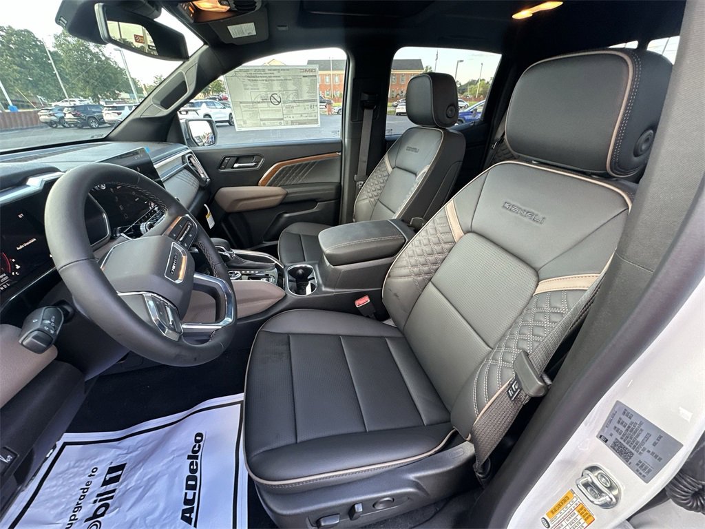New 2026 GMC Canyon Denali image 11