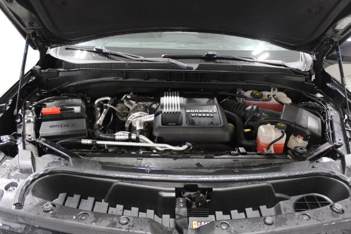 Used 2022 Chevrolet Suburban RST w/ Luxury Package AWD/4WD image 50