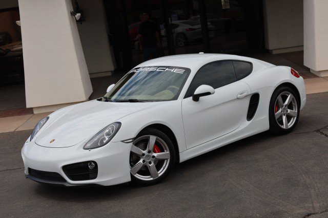 Used 2016 Porsche Cayman RWD image 4