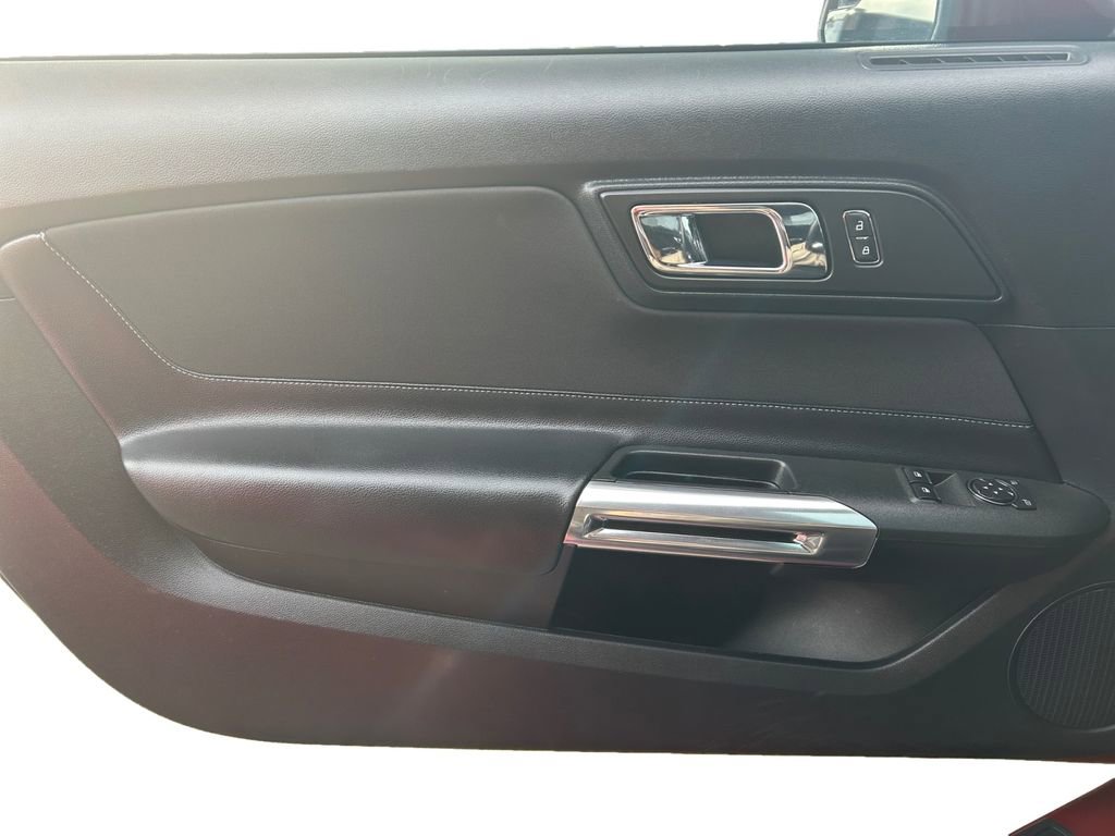 Used 2016 Ford Mustang GT image 16