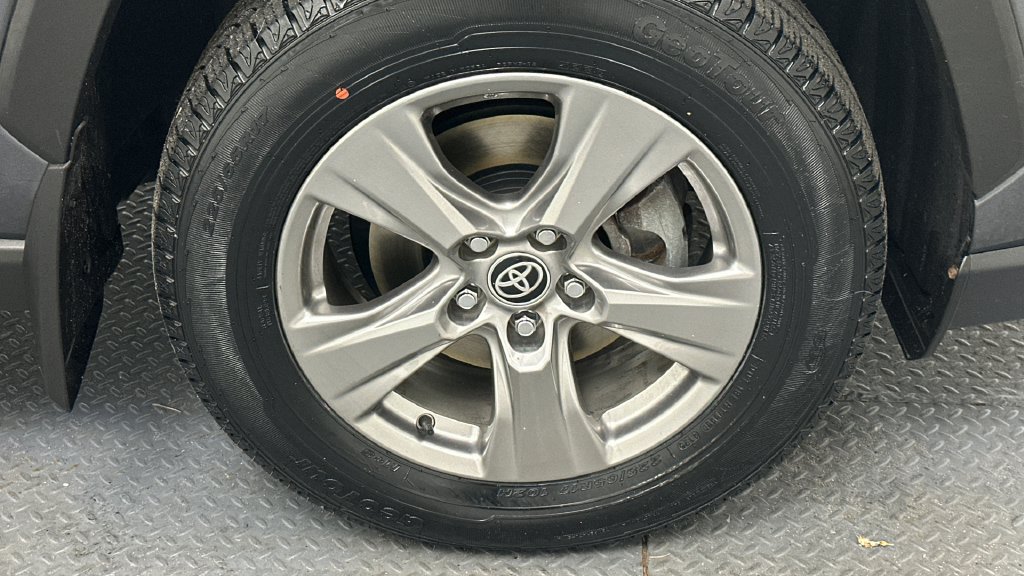 Certified 2023 Toyota RAV4 XLE w/ Convenience Package AWD/4WD image 20