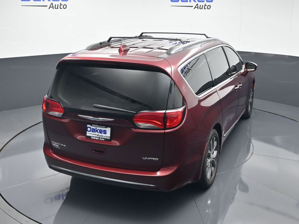 Used 2018 Chrysler Pacifica Limited image 53