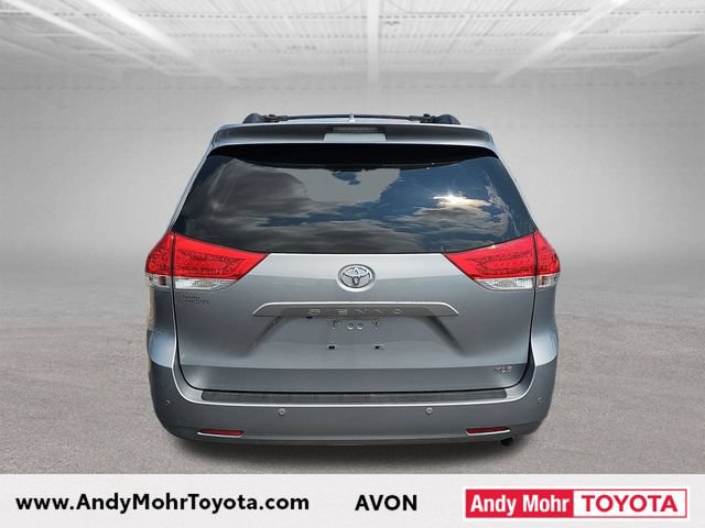Used 2013 Toyota Sienna XLE w/ Premium Pkg FWD image 6