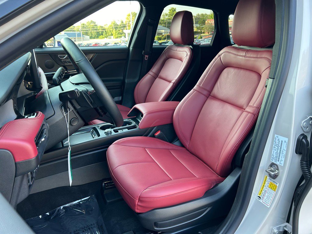 Used 2024 Lincoln Corsair Grand Touring w/ Equipment Group 301A image 18