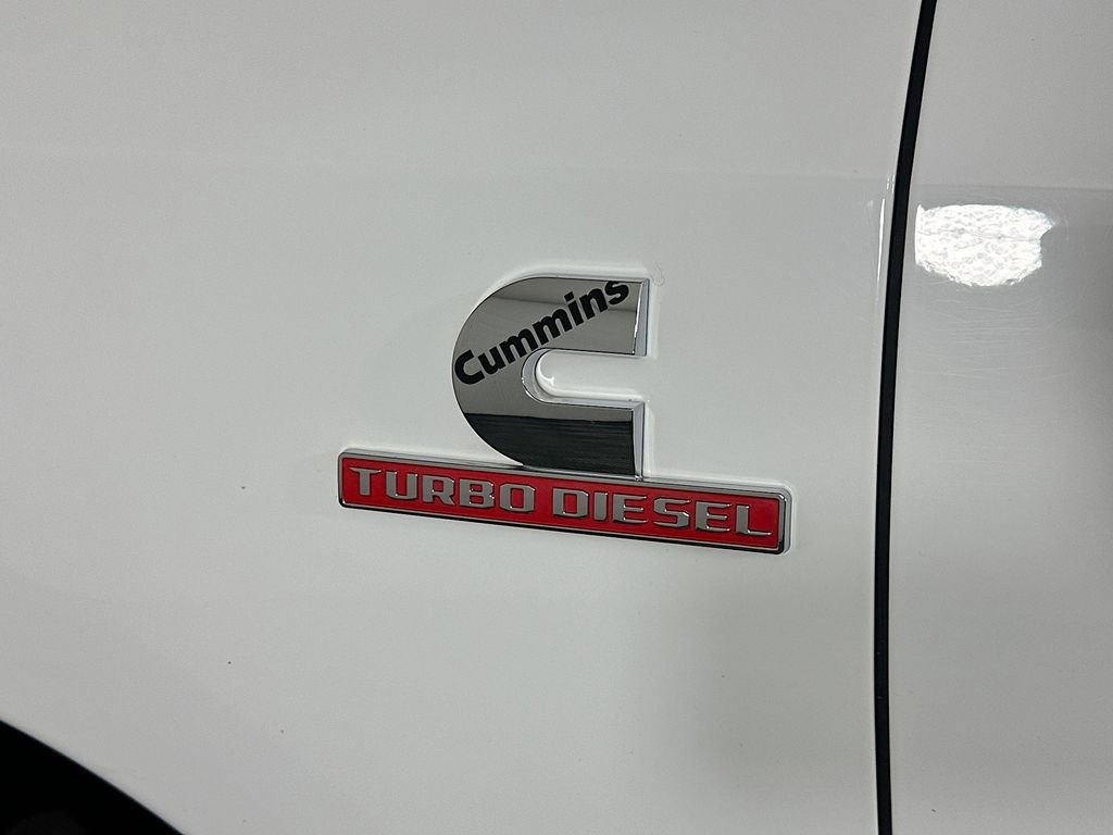Used 2024 RAM 2500 Laramie w/ Sport Appearance Package image 29