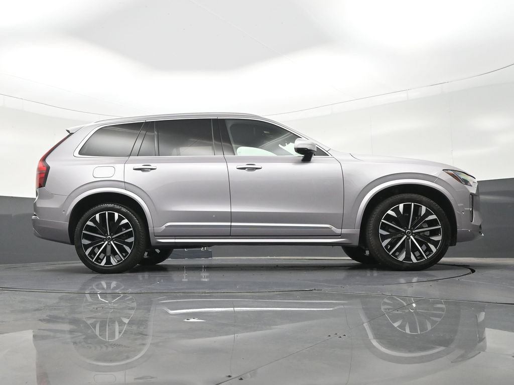 New 2026 Volvo XC90 B6 Plus w/ Protection Package Premier AWD/4WD image 36