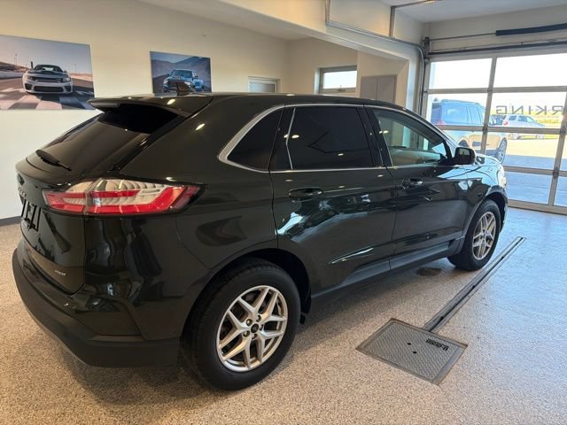 Used 2024 Ford Edge SEL w/ Convenience Package AWD/4WD image 5