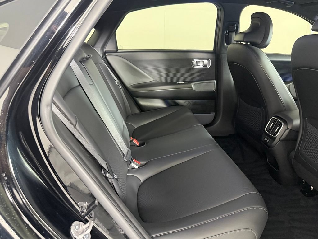 Used 2024 Hyundai Ioniq 6 Limited RWD image 20