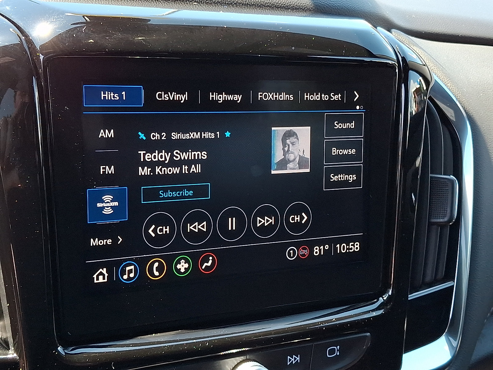 Certified 2023 Chevrolet Traverse LT AWD/4WD image 20