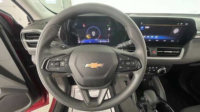 Used 2025 Chevrolet TrailBlazer LS w/ LS Convenience Package image 35