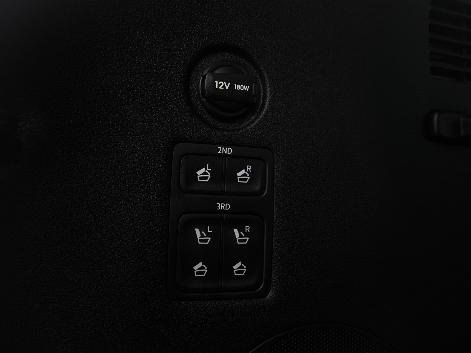 Used 2025 Hyundai Palisade Calligraphy image 12