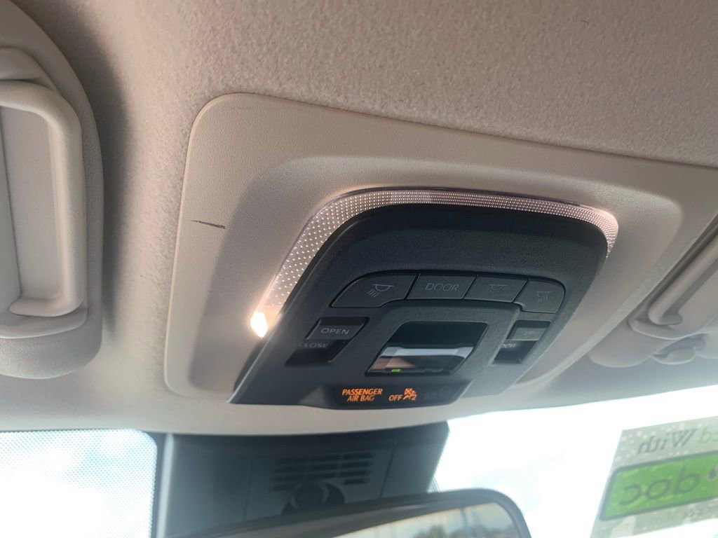 Used 2023 Toyota Corolla XLE image 18