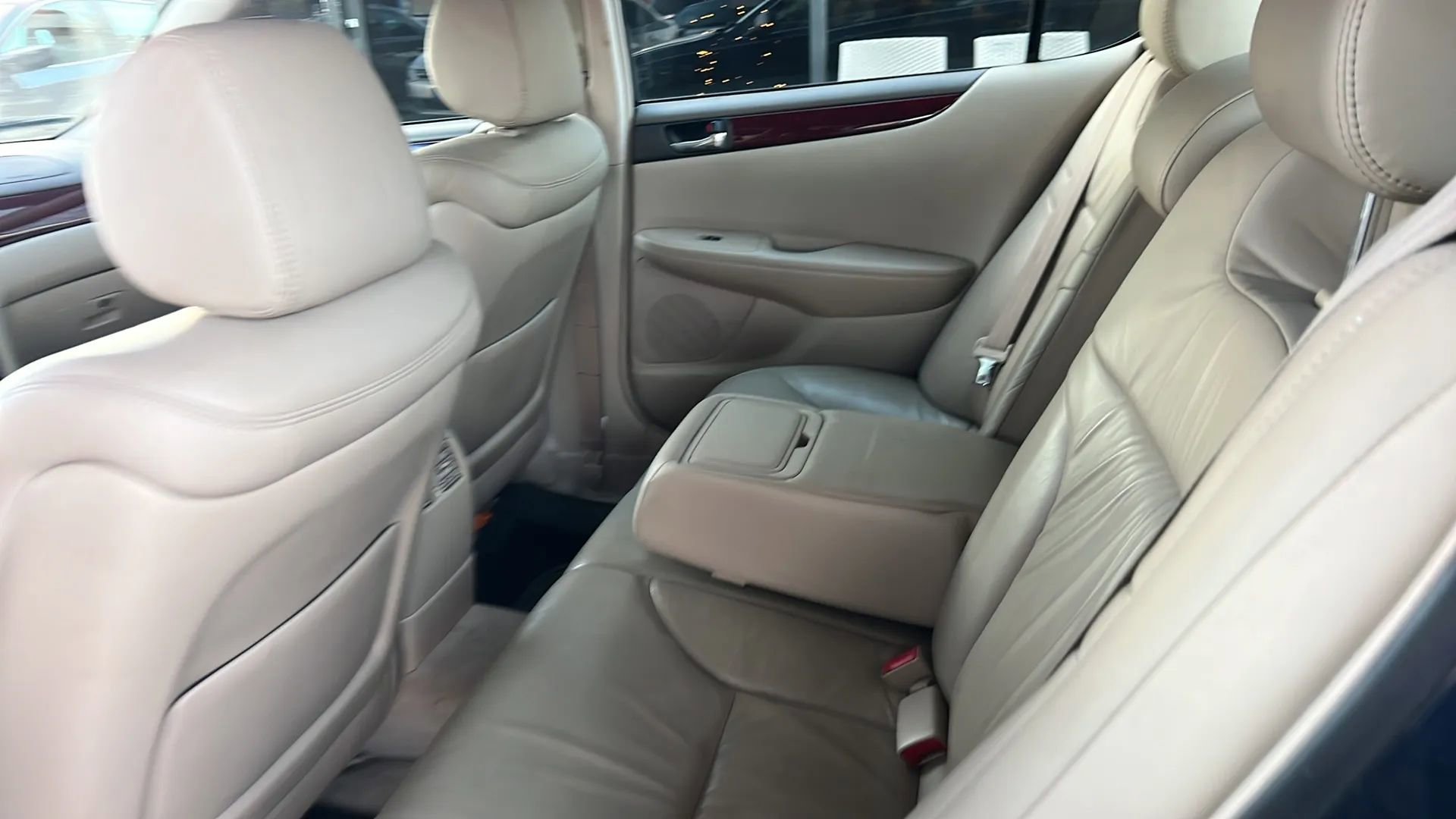 Used 2004 Lexus ES 330 image 32