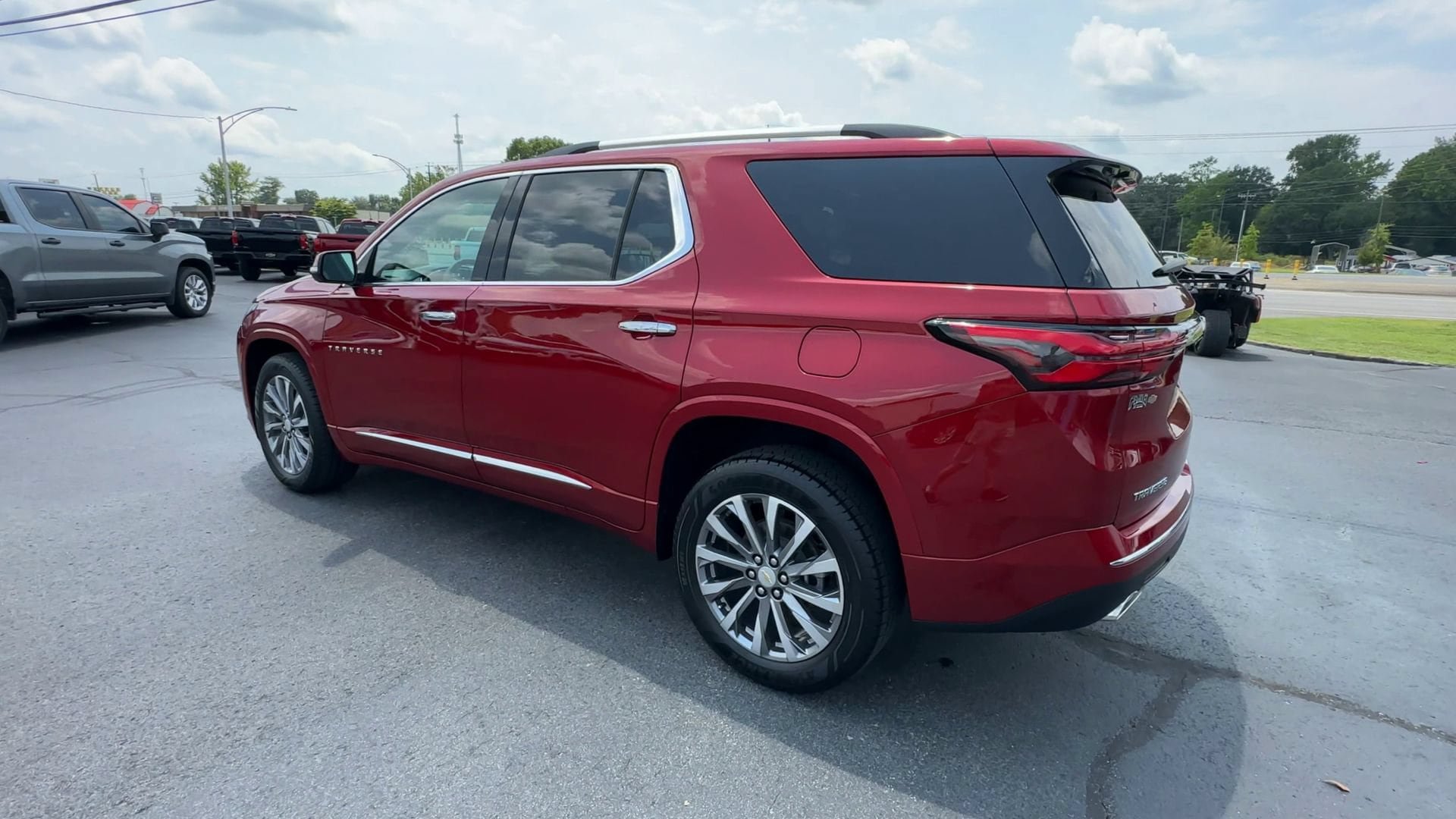 Certified 2023 Chevrolet Traverse Premier FWD image 6