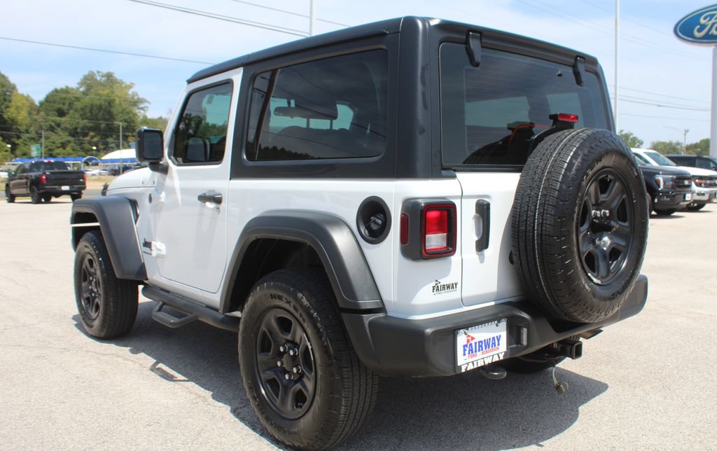 Used 2026 Jeep Wrangler Sport AWD/4WD image 7