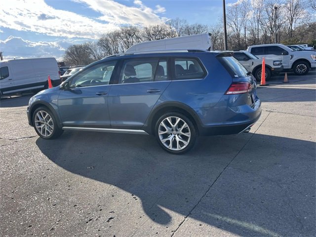 Used 2018 Volkswagen Golf Alltrack SEL image 6