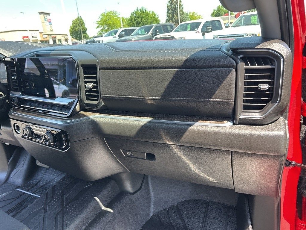 Used 2023 Chevrolet Silverado 1500 RST image 34