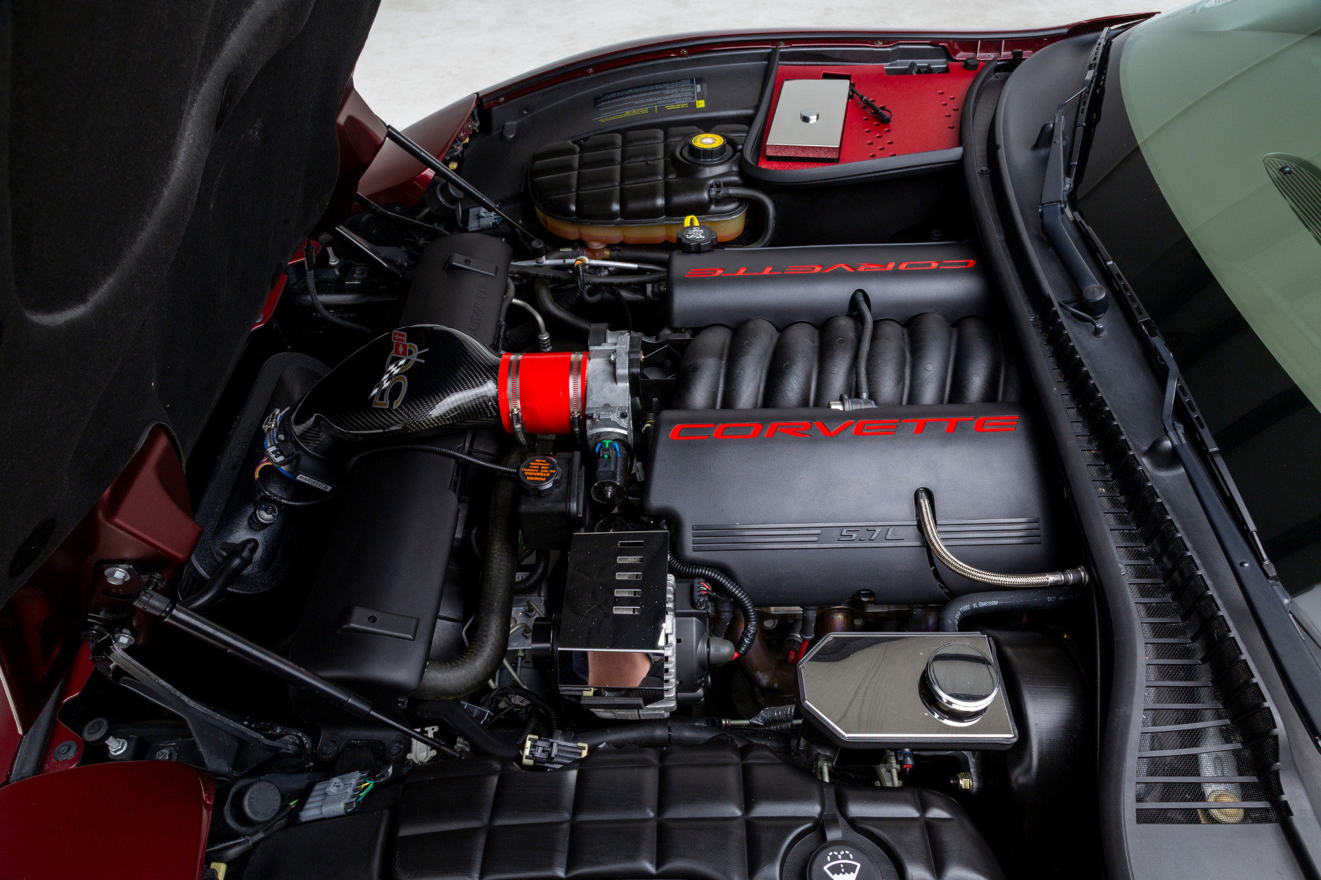 Used 2003 Chevrolet Corvette 50th Anniversary Edition w/ Preferred Equipment Group1 image 21