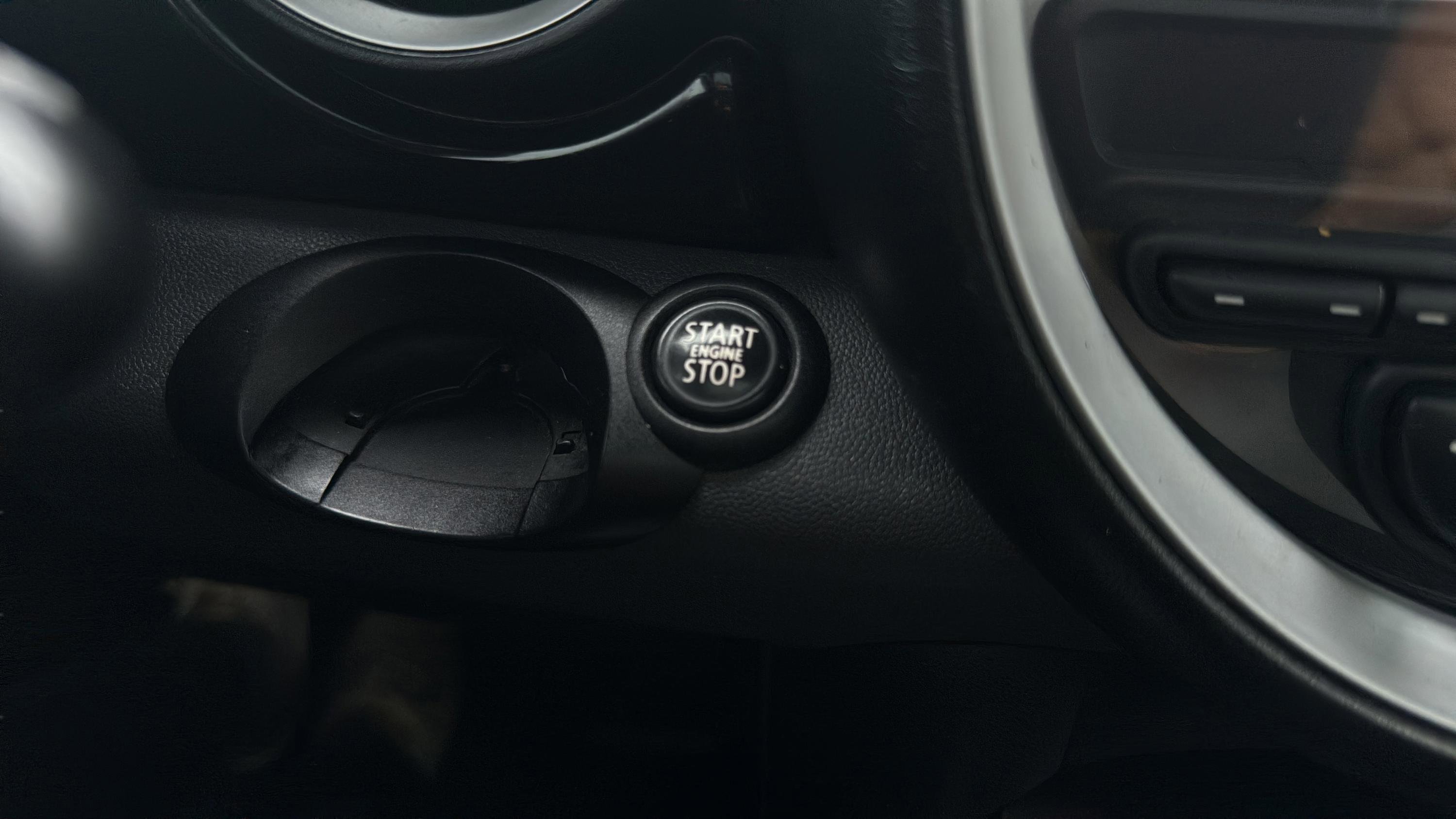 Used 2011 MINI Cooper S image 30