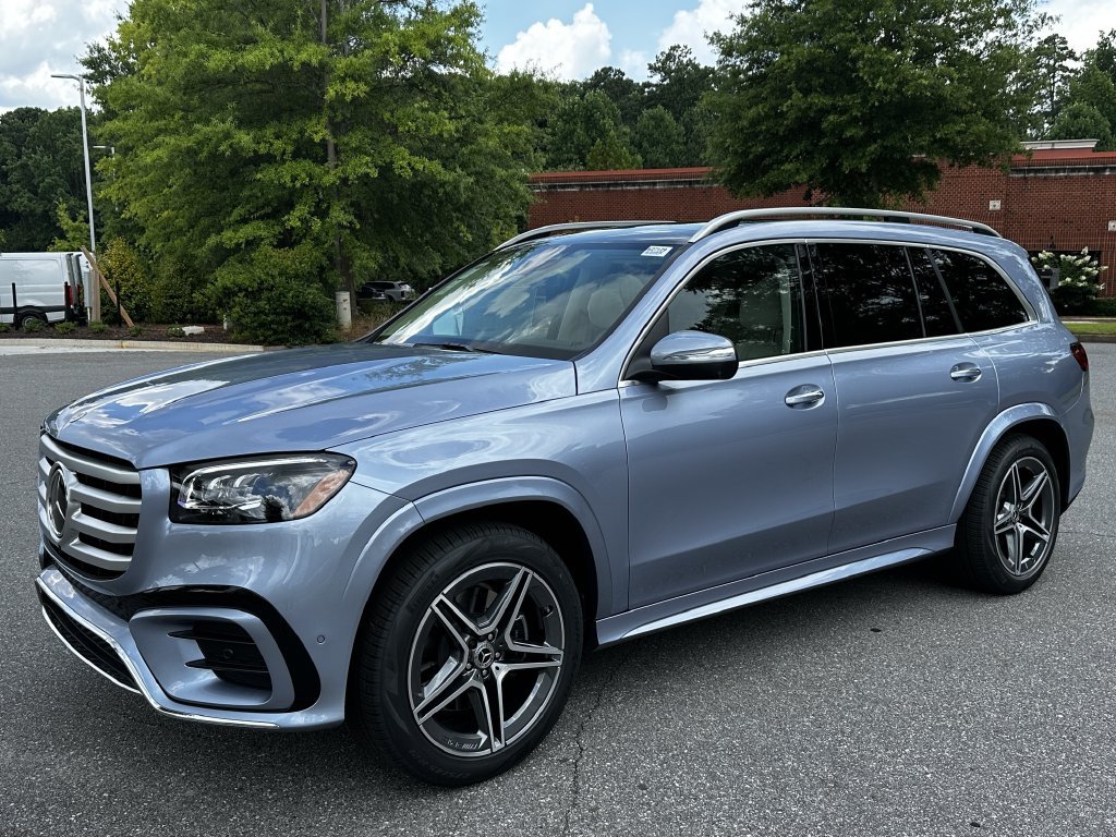 New 2026 Mercedes-Benz GLS 450 4MATIC image 4