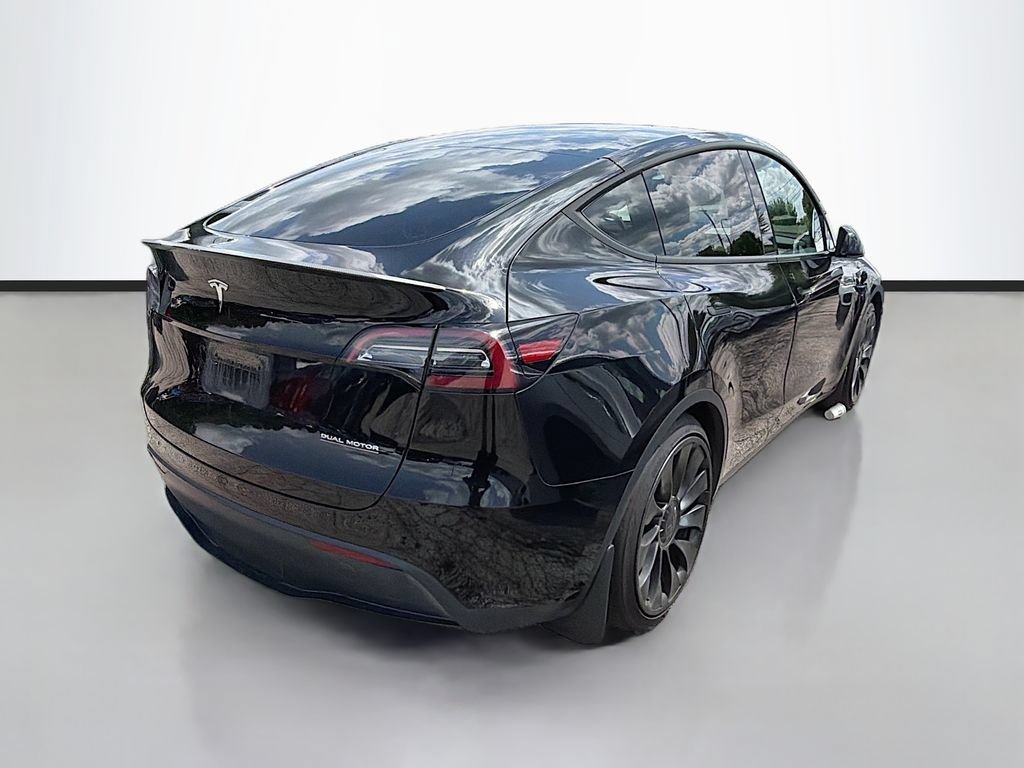Used 2023 Tesla Model Y Performance AWD/4WD image 9
