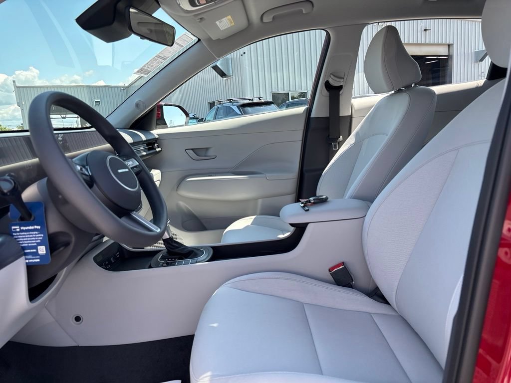 New 2027 Hyundai Kona SE AWD/4WD image 10