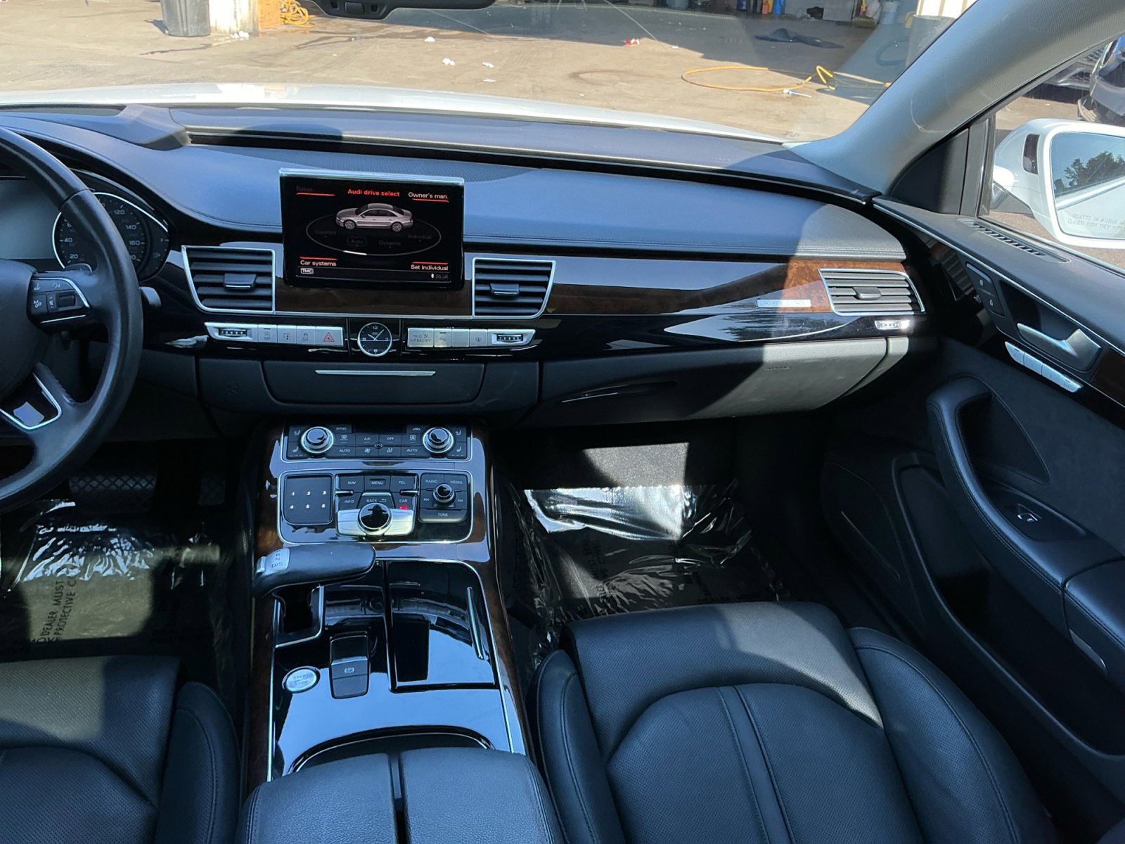 Used 2015 Audi A8 L 3.0T w/ Premium Package image 16