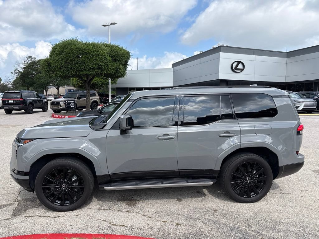 Certified 2024 Lexus GX 550 w/ Accessory Package (2T) AWD/4WD image 2