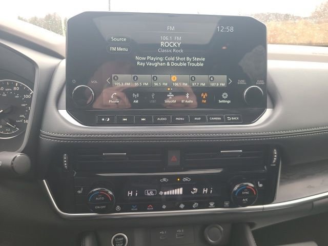 Used 2021 Nissan Rogue SL w/ Premium Package image 15