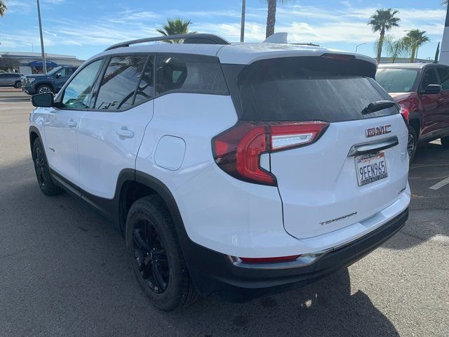 Used 2022 GMC Terrain AT4 image 10
