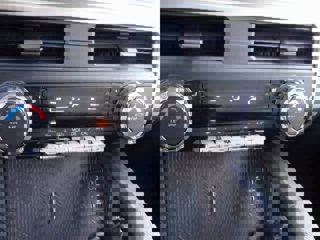 Used 2024 Toyota Tacoma SR5 image 28