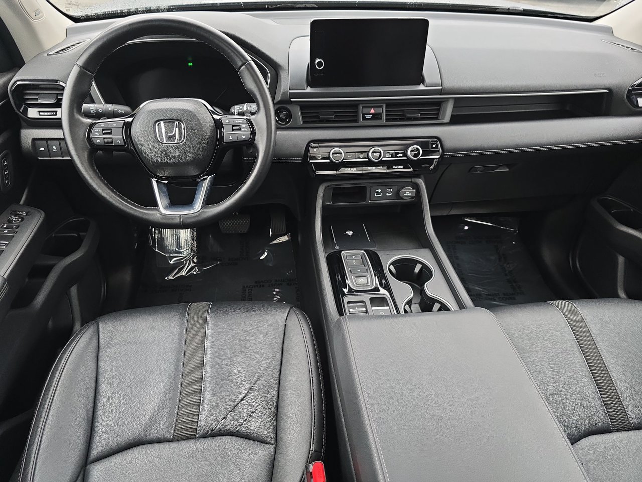 Used 2023 Honda Pilot Touring image 12