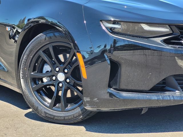 Used 2021 Chevrolet Camaro LS RWD image 9