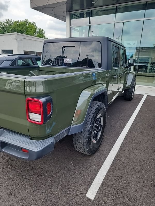 Used 2022 Jeep Gladiator Sport AWD/4WD image 9