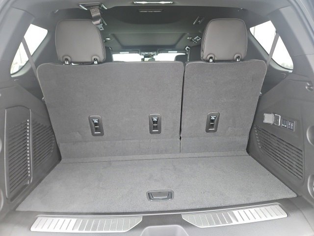 New 2026 GMC Yukon Denali w/ Sun & Power Step Package image 11
