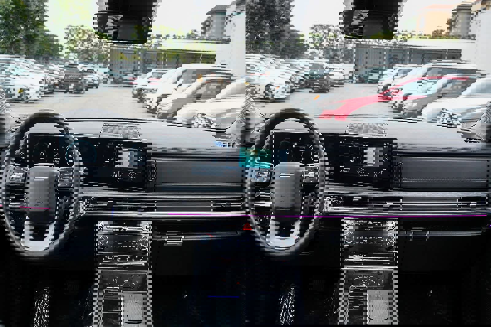 Used 2024 Hyundai Santa Fe Limited image 9