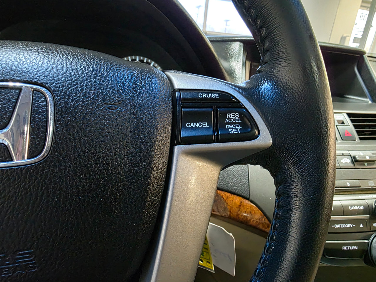 Used 2012 Honda Accord EX-L image 27