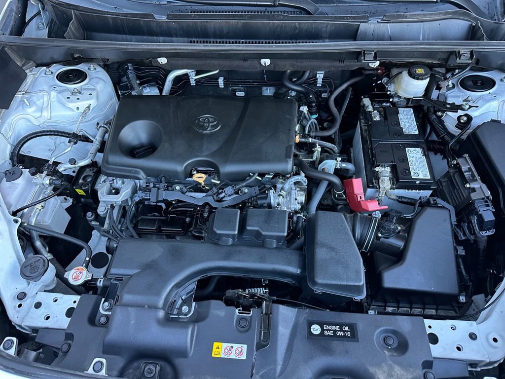 Used 2024 Toyota RAV4 XLE image 21