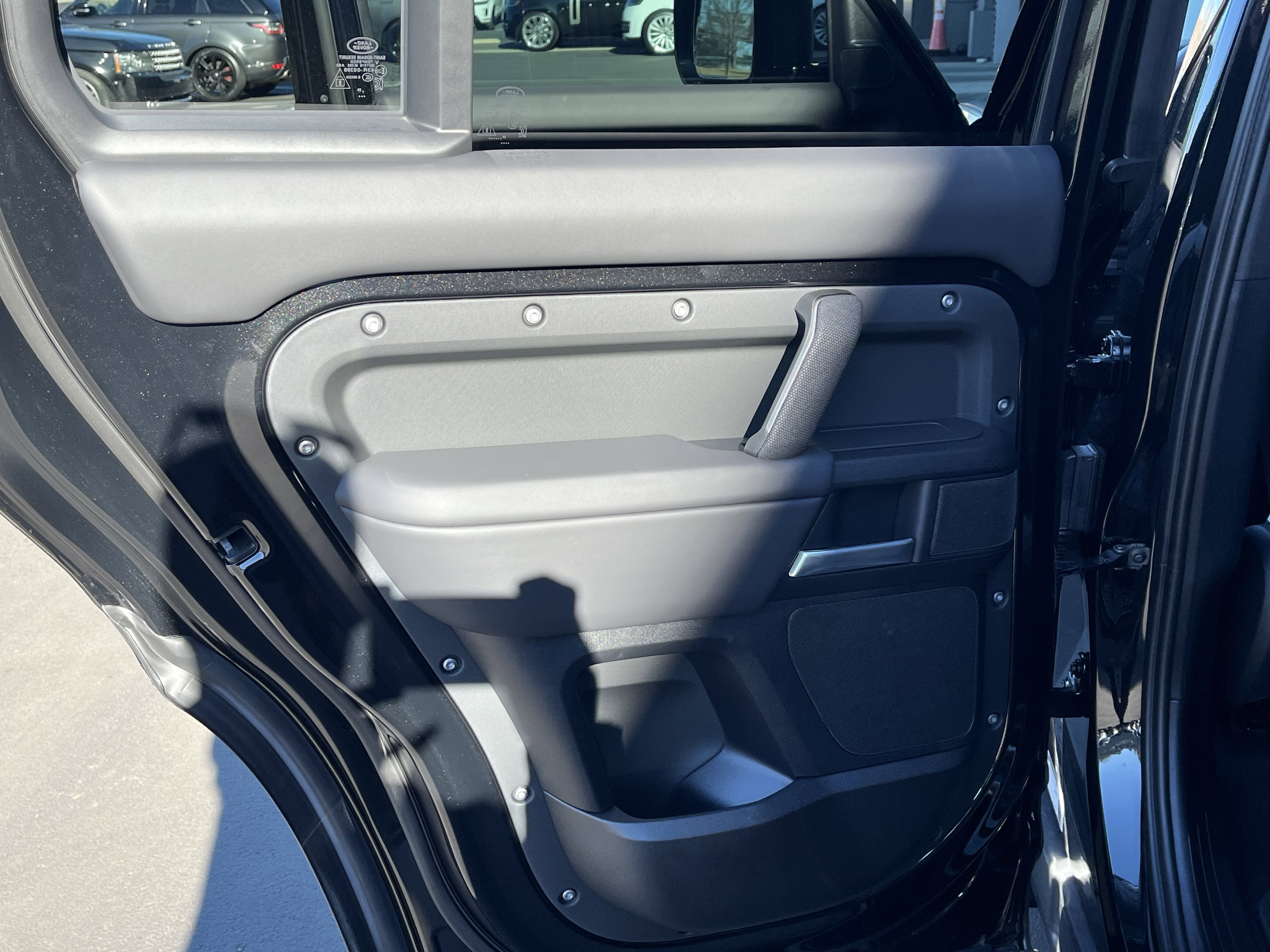 Certified 2026 Land Rover Defender 110 V8 image 27