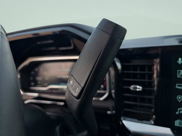 Used 2025 Chevrolet Silverado 2500 LT w/ Convenience Package image 20