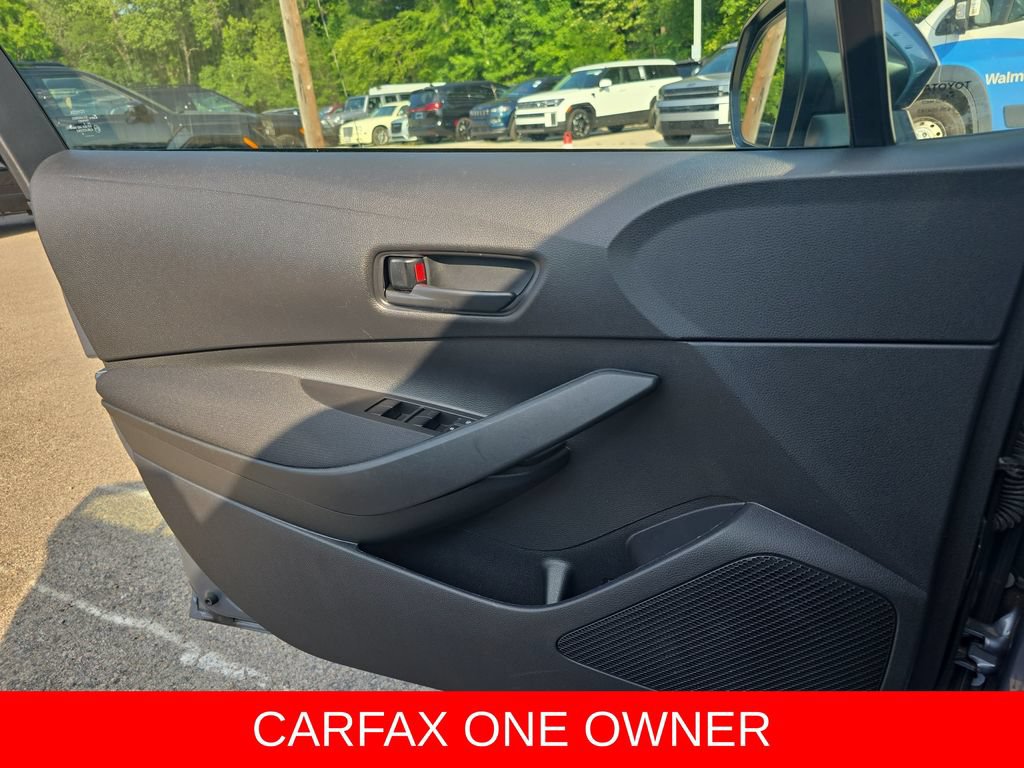Used 2022 Toyota Corolla LE FWD image 27